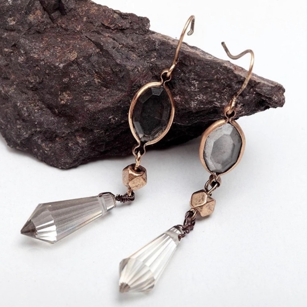 Waterdrop Crystal Dangle Earrings - Picture 3 of 5